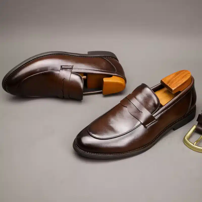 chaussures-homme-cuir-marron-elegantes Chaussures habillées élégantes en cuir marron pour homme