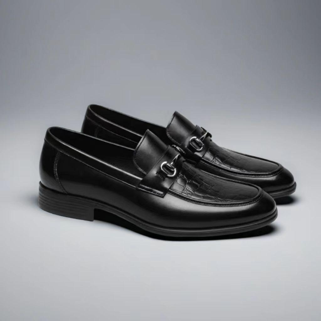 Mocassin noir élégant en cuir véritable pour homme